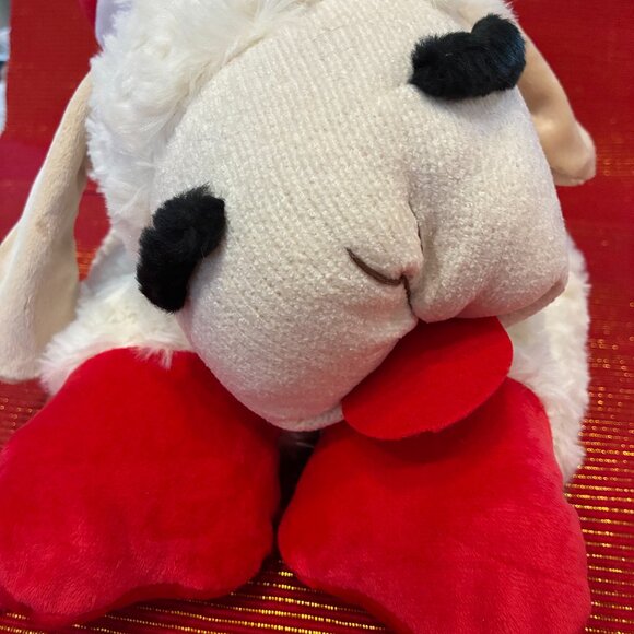 Mama Lamb Chop and Baby Lamb Chop Squeak Toys - Picture 2 of 9